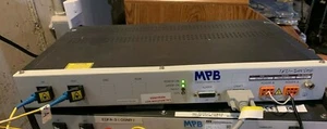 Amplificador de fibra dopada con erbio banda C EDFA + 23dB ganancia MPB 1RU-P10F probado excelente - Imagen 1 de 5
