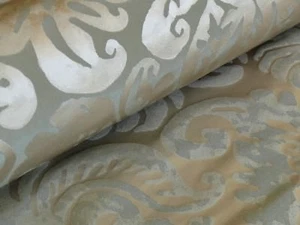 HiEND ABSTRACT"PAPERCUT"SILK SWIRL FLEUR De LYS GREY SILVER "117 OLIVETTE" BTY - Picture 1 of 12
