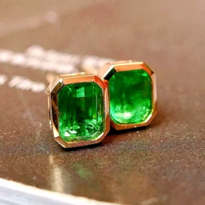 0.75Ct Natural Green Emerald Solid 18k Yellow Gold Women's Stud Earrings - Picture 1 of 7