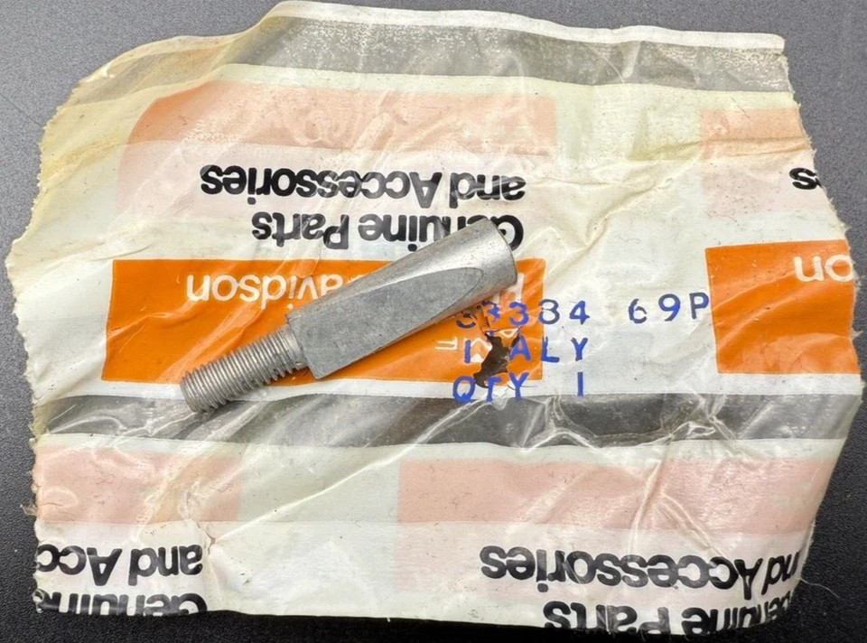 AERMACCHI  HARLEY  NOS 33384-69P TAPERED STUD 69 RAPIDO - Image 1 of 1