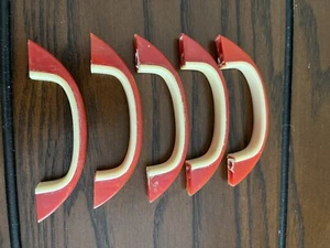 Art Deco Lot Of 5 Red Cream Color Drawer Pulls Handles Matching Set - Picture 1 of 3
