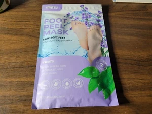 Foot Peel Mask for Enhanced Foot Care, Repair Heels & Removes Dry Dead Skin - Picture 1 of 8