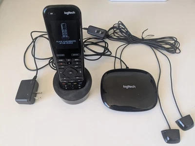 Mando a distancia universal Logitech Harmony Elite con cargador de base, concentrador y 2 emisores Foto 1 de 4
