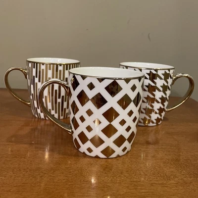 "Juego de 3 tazas/tazas de té de café Strawberry Street Gold geométricas de 3 arte 3,5"" X 5""" Foto 1 de 4