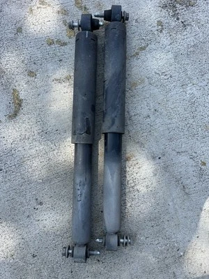 Задний амортизатор Monroe для Ram ProMaster City 2015 2016 2017 2018 2019 2 штуки - Изображение 1 из 3