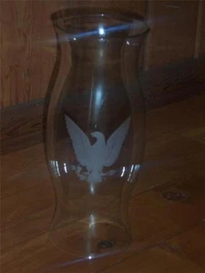 Large Glass Chimney with Colonial American Eagle - Picture 1 of 1