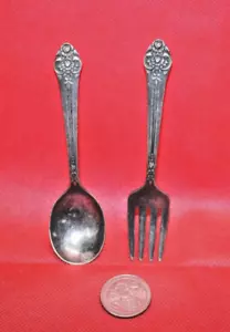 Oneida 1881 Rogers Silberteller Baby Kinder Gabel & Löffel - Bild 1 von 3