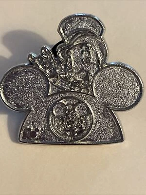 Prendedor Disney Pequeño Cazador de Cricket En Mickey Sombrero Oculto Mickey Pin Pinocho Foto 1 de 2