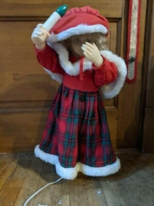 Animated Christmas Motion-ettes Display Figure 24" Girl Red Blonde Green - Picture 1 of 7
