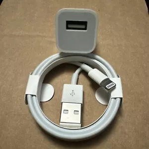 OEM Apple USB-A to Lightning Charging Cable 1m (3.2ft) For iPhone 7 8 X 11 New!! - Picture 1 of 3