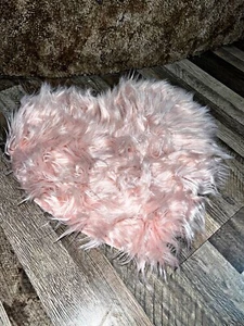Heart Shape Carpet Floor Mat Rug Soft Plush Fur Fluff Home Bedroom Pink 15in - Picture 1 of 2