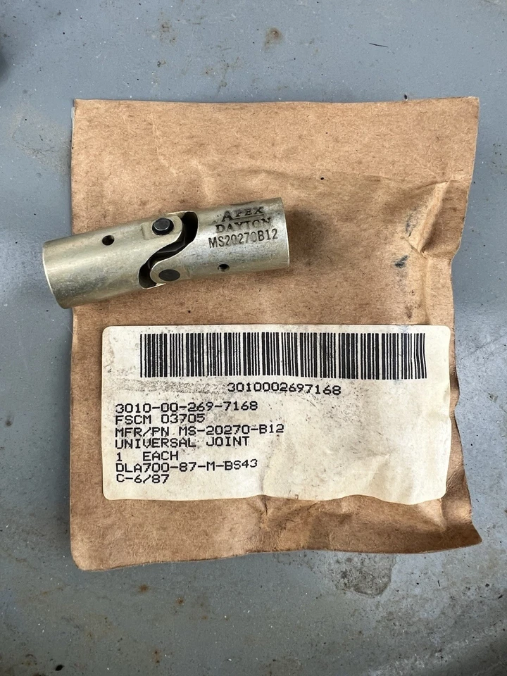 Cessna Piper Universal joint apex Dayton Ms-20270-b12 - Image 1 of 1
