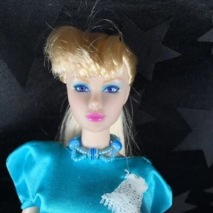 Fashion Royalty - Jem - Disguise ‘Clash’ Head On Colour Infusion Body - Picture 1 of 12