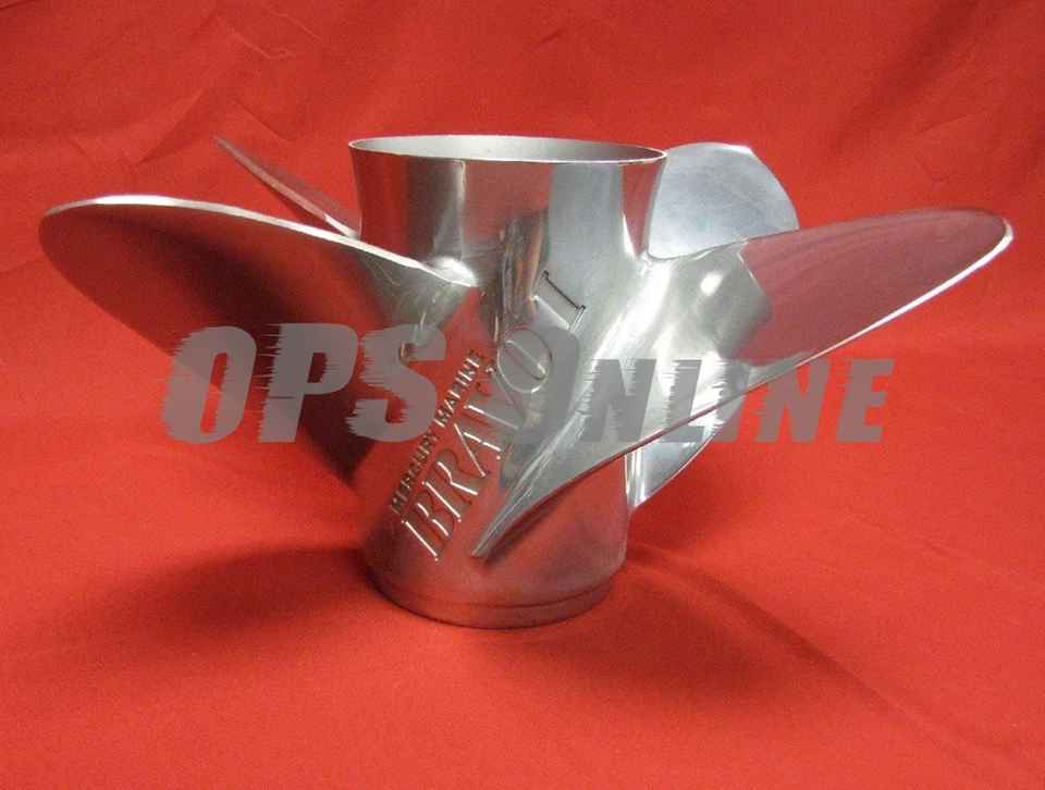 Mercury Bravo I 28 pitch RH propeller 48-8M0151217