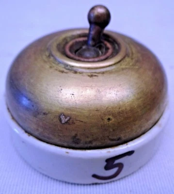 INTERRUPTORES ELÉCTRICOS DE COLECCIÓN CERÁMICA LATÓN 1 PIEZA COLECCIONABLES CANGREJO BRITÁNICO # 5 Foto 1 de 4