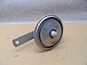 Audi A6 S6 RS6 4B Horn Alarm Horn Klaxon Siren 4B9951113A - Picture 1 of 2