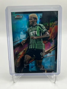 GYASI ZARDES 51/99 AQUA RIFRATTORE COMUNE 2024 Topps Finest MLS AUSTIN FC #85 - Foto 1 di 2