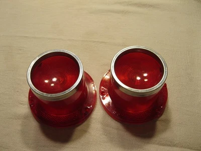 Pontiac Bonneville 1961 juego de luces traseras TMC 767 y 768 izquierda y derecha nuevo sin caja Foto 1 de 4