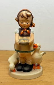 Goebel Hummel Figurine BE PATIENT 197 2/0 W. Germany 4.5" - Picture 1 of 5