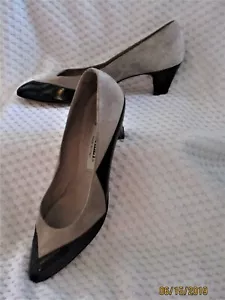 Zapatos de salón Bally Made in Italy negro patente y bronceado topo gamuza cuero 8 N vintage excelente en excelente estado - Imagen 1 de 9