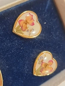 Wildflower Jewelry Blue Lace Real Dried Flower Heart Shape Stud Pierced Earrings - Picture 1 of 3