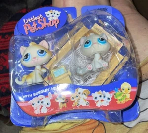 Littlest Pet Shop 2 Kittens Cats with Box NIP 2004 NEW RARE!! - Picture 1 of 2