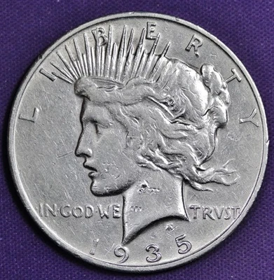 Dólar de plata de la paz de la década de 1935.  Alto grado.  210337 Foto 1 de 2