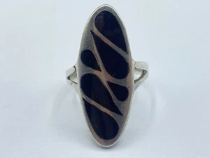 Anillo Vintage Plata de Ley y Esmalte Negro Estampado Talla P (T860) - Imagen 1 de 9