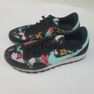 floral trainers nike