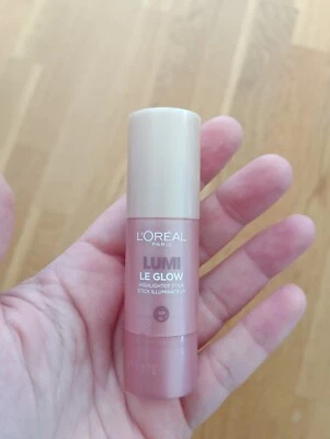 L'Oréal Lumi Le Glow Highlighter Stick - Bild 1 von 3