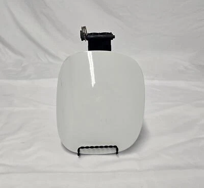 2010-2013 Volvo S60 Rear Exterior Fuel Tank Gas Filler Door Assembly Foto 1 de 4