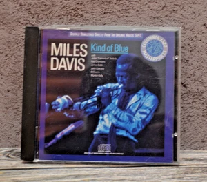 Kind of Blue - Audio CD By Davis, Miles ⬜ - Picture 1 of 4