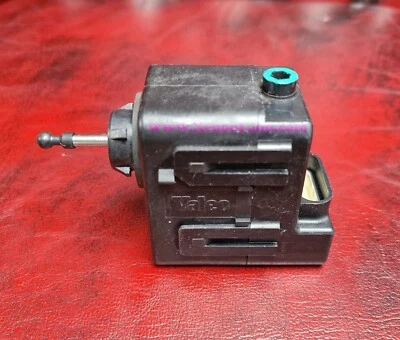 Actuador de faros de xenón para Alfa Romeo 166 LWR Faro Motor 89002250 VALEO Foto 1 de 4