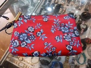 TOMMY HILFIGER RED FLORAL WRISTLET CLUTCH - Picture 1 of 20