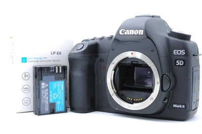 Corpo fotocamera reflex digitale Canon EOS 5D Mark II 21,1 MP 21,1 quasi come nuova nero con caricatore - Immagine 1 di 4