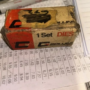4 Collins #2593 1/2”-3/4” NPT thread dies - Picture 1 of 6