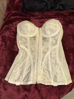 Corsé de Colección JCPenney 34b Blanco Descolorido Encaje Defectuoso Gancho y Ojo Cremallera Roto Foto 1 de 4