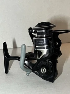 Lews Custom XP Speed Spinning Fishing Reel CXP30R - Picture 1 of 5