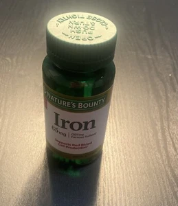 100 Nature’s Bounty Iron Tablets 65mg, 325 mg Ferrous Sulfate Cellular Energy - Picture 1 of 3