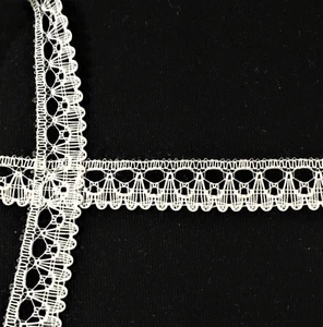 Beading Lace Trim Delicate Scalloped Lace Edging Trim 1/2" White 15 yds #W304 - Picture 1 of 1