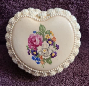Vintage Victorian Flowered Pink Heart Shaped Porcelain Jewelry Trinket Box 1983 - Picture 1 of 8