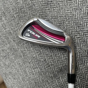 Dunlop Tour Pink 7 Iron - Picture 1 of 6