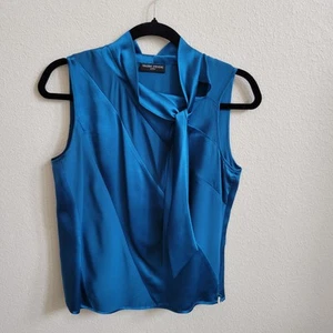 Valerie Stevens zierliche ärmellose türkisblaue Seidenbluse mit Bindeband am Ausschnitt Haustier Medium - Bild 1 von 7