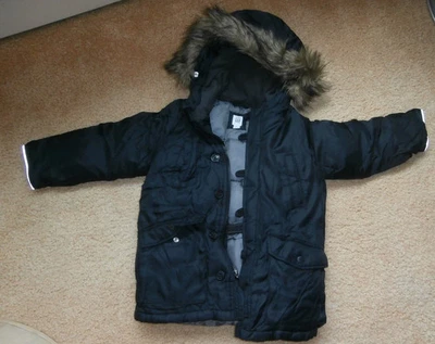 Baby Gap 儿童男女通用夹克 Parka 5 黑色人造毛皮装饰户外连帽 — 第 1/2 张图片