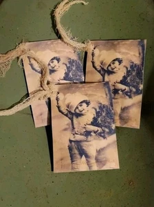 6 Primitive Christmas Holiday Gift Hangtags Handcut, Handpunched & Sealed - Picture 1 of 2