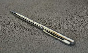 โ "The London Hotels" ๐จ Metal ~ Chrome Refillable Ink Rollerball Twist Pen ๐ - Picture 1 of 12