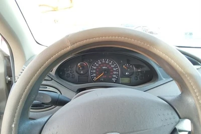 Cuadro medidor velocímetro Focus OE 2000 164 k millas Ford Foto 1 de 4