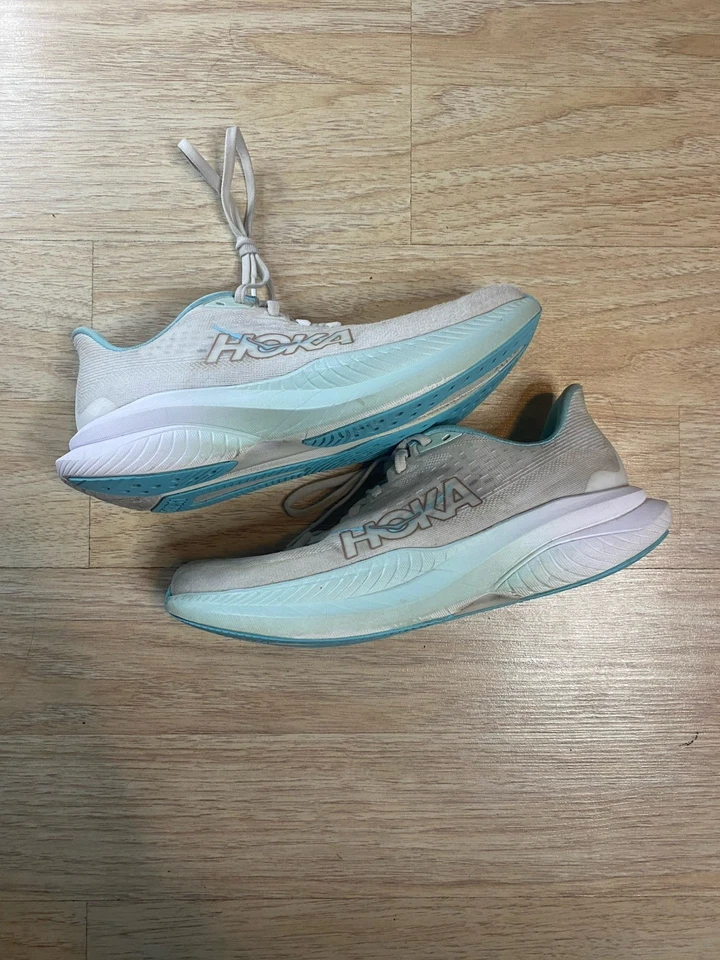 Hoka One One Mach 6 oro rosa escarcha 1147810 para mujer talla 8,5 Reino Unido talla 7 Foto 1 de 4