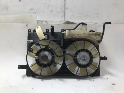 Toyota Prius 2004 ventiladores de techo ++ Foto 1 de 4