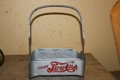 Винтажный металлический контейнер для переноски газированной воды 1940-е Pepsi Cola с логотипом в виде двойной точки 6 бутылок - Изображение 1 из 4